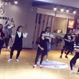 成人舞蹈可以速成吗视频,揭秘成人舞蹈快速入门之道